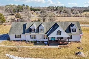 76 Cheraw Ln, Flat Rock, NC 28731 - Photo 33