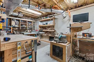 1221 Willow Creek Dr, Newton, NC 28658 - Photo 41