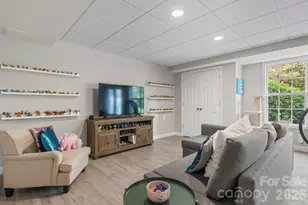 1221 Willow Creek Dr, Newton, NC 28658 - Photo 37