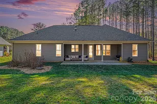 1374 High Shoals Rd, Lincolnton, NC 28092 - Photo 3