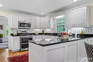 72 Brookwood Rd, Asheville, NC 28804 - Photo 9