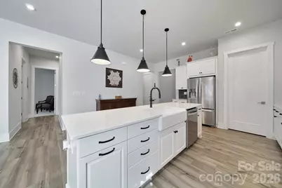 8021 Brookbank Drive, Charlotte, NC 28269 - Photo 9