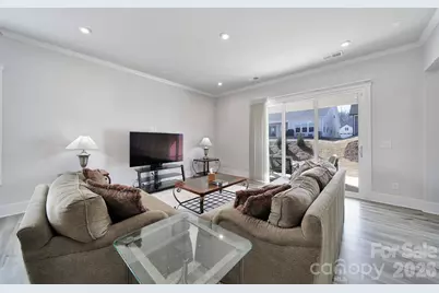 8021 Brookbank Drive, Charlotte, NC 28269 - Photo 15