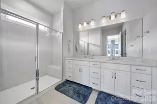8021 Brookbank Dr, Charlotte, NC 28269 - Photo 19