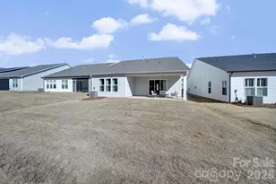 8021 Brookbank Dr, Charlotte, NC 28269 - Photo 33