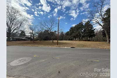 208 S Beaver Street, Landis, NC 28088 - Photo 3