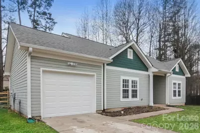 8304 Highlander Court, Charlotte, NC 28269 - Photo 3