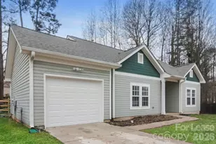 8304 Highlander Ct, Charlotte, NC 28269 - Photo 3