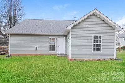 8304 Highlander Court, Charlotte, NC 28269 - Photo 15