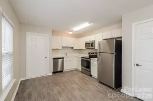 8304 Highlander Ct, Charlotte, NC 28269 - Photo 7