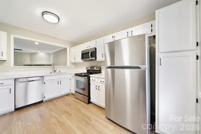 9112 Nolley Court, Charlotte, NC 28270 - Photo 7