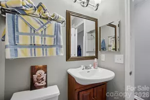 2538 Dalston Ln, Charlotte, NC 28210 - Photo 23