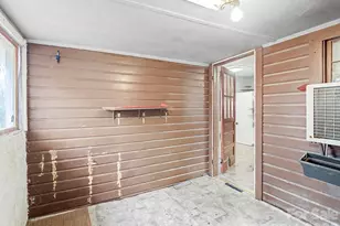 1526 Bills Creek Rd, Lake Lure, NC 28746 - Photo 25