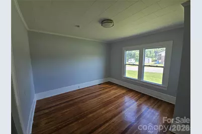 1704 16th Street NE, Hickory, NC 28601 - Photo 15