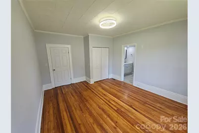 1704 16th Street NE, Hickory, NC 28601 - Photo 5