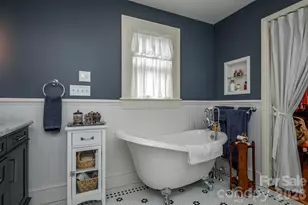 832 4th Ave W, Hendersonville, NC 28739 - Photo 43