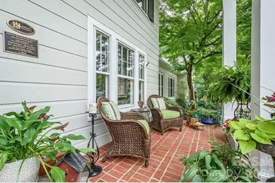 832 4th Avenue W, Hendersonville, NC 28739 - Photo 3