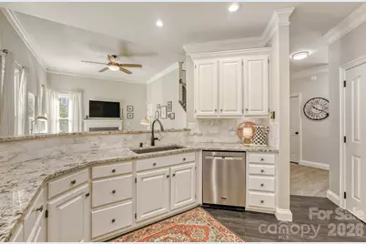 8607 Forest Shadow Circle, Cornelius, NC 28031 - Photo 9