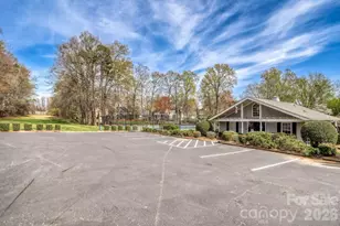 8607 Forest Shadow Cir, Cornelius, NC 28031 - Photo 45