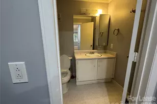 1323 Queens Rd, Charlotte, NC 28207 - Photo 17