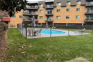 1323 Queens Rd, Charlotte, NC 28207 - Photo 35