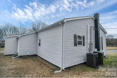 301 Jc Dellinger Road, Cherryville, NC 28021 - Photo 5