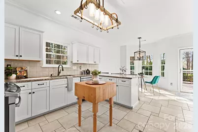 110 Rio Vista Drive, Mooresville, NC 28117 - Photo 3