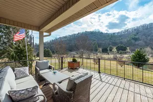 18 Hoye Ln, Candler, NC 28715 - Photo 9