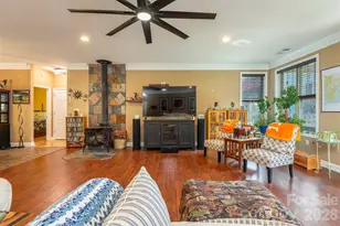 18 Hoye Ln, Candler, NC 28715 - Photo 15