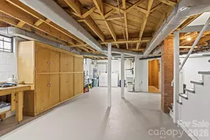 1223 Oakland St, Hendersonville, NC 28792 - Photo 27