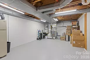 1223 Oakland St, Hendersonville, NC 28792 - Photo 19