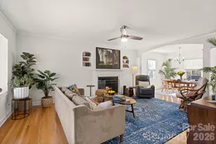 1223 Oakland St, Hendersonville, NC 28792 - Photo 7