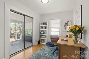 1223 Oakland St, Hendersonville, NC 28792 - Photo 15