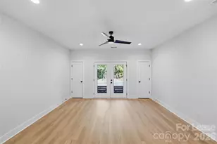 1358 Briar Creek Rd, Charlotte, NC 28205 - Photo 3