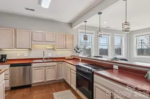 475 S Church St, Hendersonville, NC 28792 - Photo 13