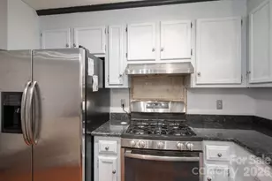 4324 Hickory Hollow Rd, Gastonia, NC 28056 - Photo 11