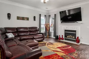 6714 Reedy Creek Rd, Charlotte, NC 28215 - Photo 7