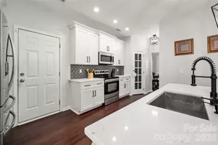 6714 Reedy Creek Rd, Charlotte, NC 28215 - Photo 13