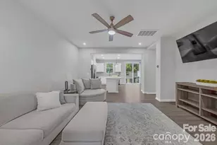 11310 Bartrams Wy, Charlotte, NC 28278 - Photo 7