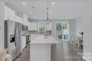 11310 Bartrams Wy, Charlotte, NC 28278 - Photo 11