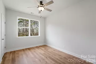 339 Gray Dr, Charlotte, NC 28213 - Photo 31