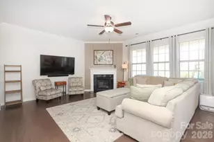 17417 Snug Harbor Dr, Charlotte, NC 28278 - Photo 11