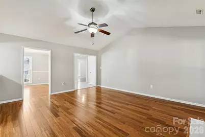 9927 Alden Glen Drive, Charlotte, NC 28269 - Photo 7