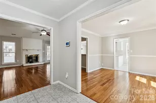 9927 Alden Glen Dr, Charlotte, NC 28269 - Photo 3