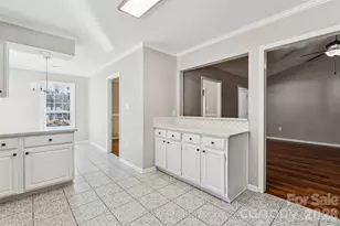 9927 Alden Glen Dr, Charlotte, NC 28269 - Photo 13