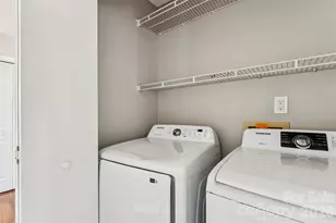 9927 Alden Glen Dr, Charlotte, NC 28269 - Photo 31