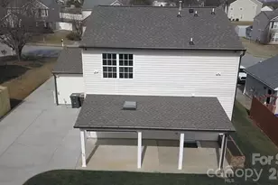 3819 Raintree Dr, Greensboro, NC 27407 - Photo 15