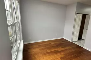 3819 Raintree Dr, Greensboro, NC 27407 - Photo 9