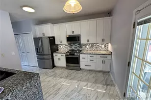 3819 Raintree Dr, Greensboro, NC 27407 - Photo 21