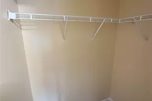 3819 Raintree Dr, Greensboro, NC 27407 - Photo 5